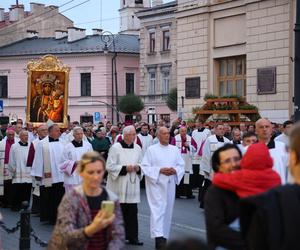 75 lat temu obraz Matki Boskiej w Lublinie zapłakał. Wierni uczcili rocznicę „Cudu lubelskiego” procesją różańcową