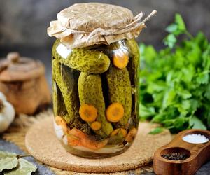 Ogórki po warszawsku. Sprawdź, jak łatwo przygotować coś pysznego