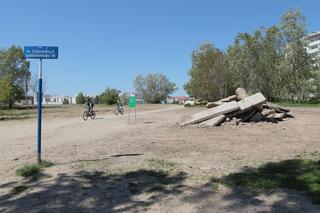 To nie jest sterta gruzu, to lapidarium - gruzowisko z ideologią 