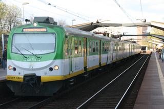 Koleje Mazowieckie. Nowy rozkład jazdy pociągów 2015/2016 [INFORMATOR]