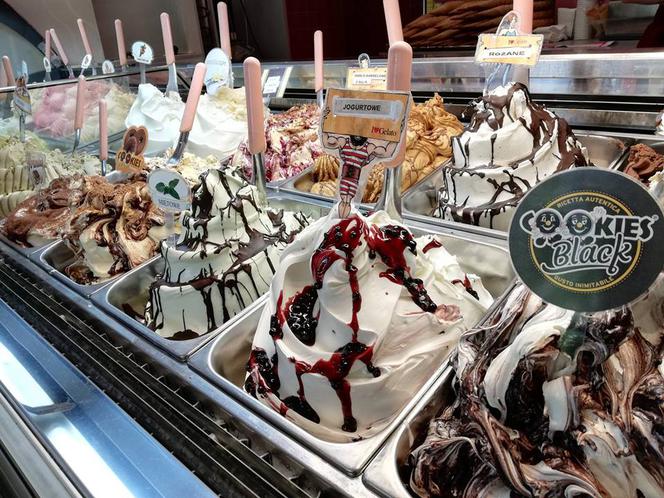 Najdziwniejsze smaki lodów w Warszawie! Nie uwierzycie, że naprawdę można je dostać [GALERIA]