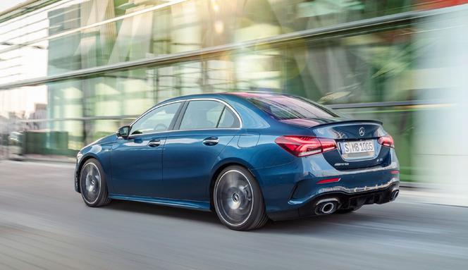 Nowy Mercedes-AMG A 35 4Matic Limuzyna