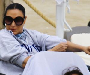 Kayah. Leczyła gardło i opalała kolana