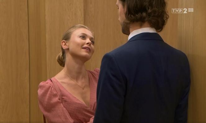 Barwy szczęścia odc. 2378. Radek (Filip Kosior), Sandra (Joanna Opozda)