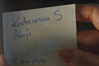 M jak miłość, odcinek 1704:zdjęcie rodziców Jagody (Katarzyna Kołeczek)