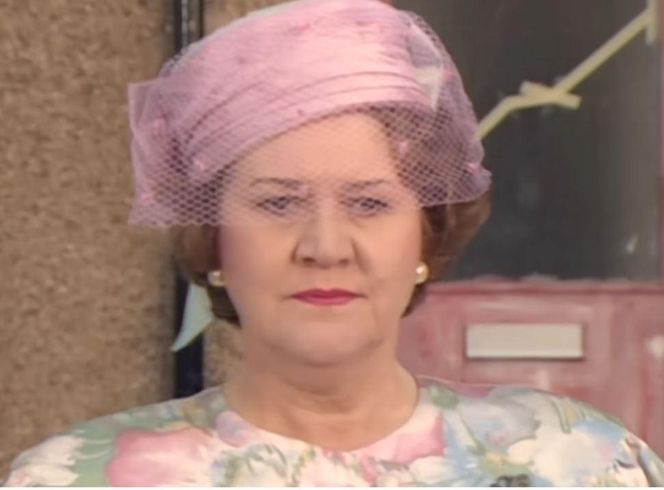 Patricia Routledge, niezapomniana Pani Bukietowa z serialu „Co ludzie powiedzą?”