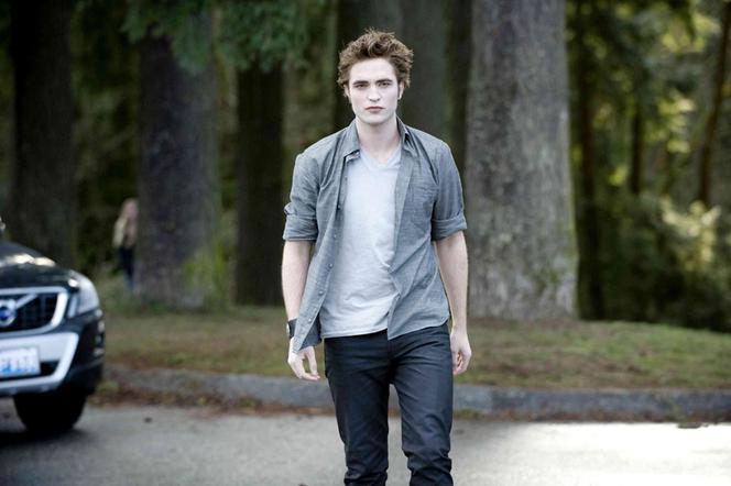Na zdj. Robert Pattinson jako Edward w filmie Zmierzch