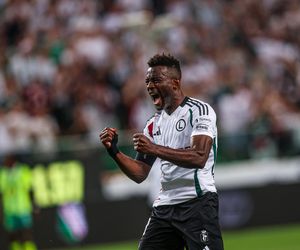 Legia pokonała AEK Larnaka, ale to za mało. Odpadła z Ligi Europy, powalczy o Ligę Konferencji