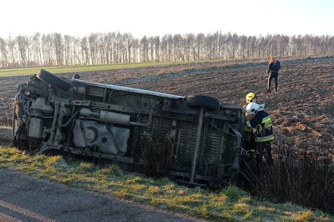 Wypadek busa w Szynwałdzie