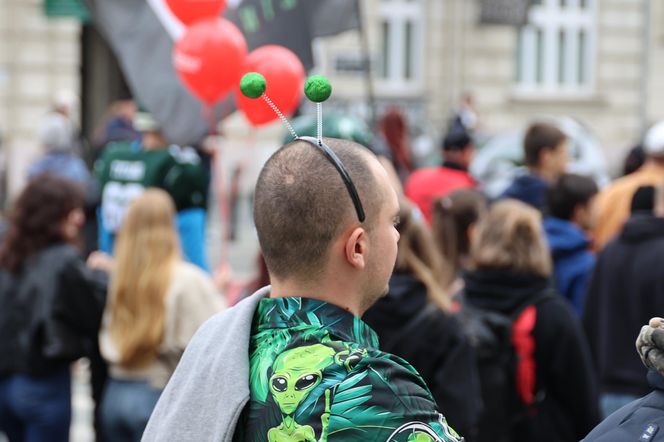 Kosmiczny korowód studencki przeszedł 9 maja ulicami Lublina