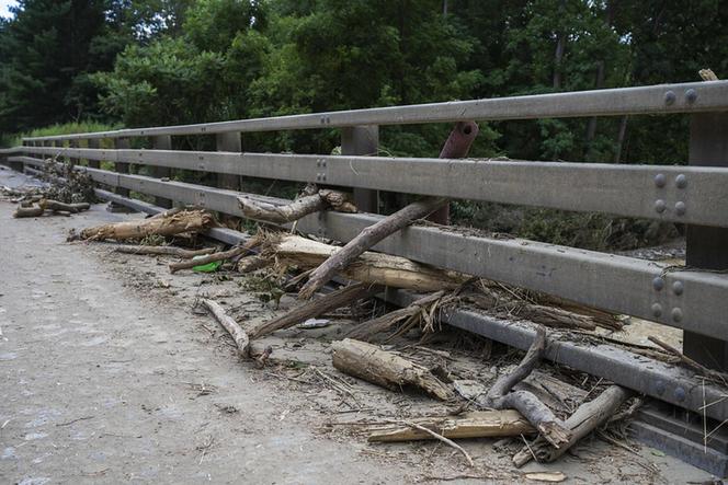 Wschodnie Wybrzeże sprząta po Debby