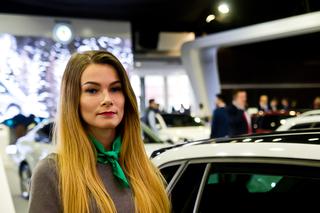 hostessy na targach Motor Show Poznań 2016