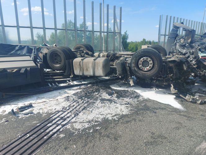 Śmiertelny wypadek na autostradzie A4 w Zabrzu. Droga jest zupełnie zablokowana