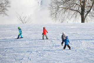 Ferie 2022. Rząd pokrzyżuje plany Polaków nowymi obostrzeniami? Minister się wygadał