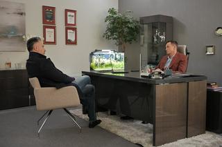 Pierwsza miłość odc. 3604. Juliusz Lipiński (Piotr Ligienza), Artur (Łukasz Płoszajski)