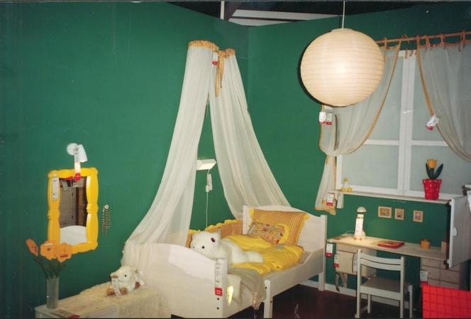 W 1998 roku w Krakowie otwarto sklep IKEA. Te zdjęcia nigdy wcześniej nie były publikowane!