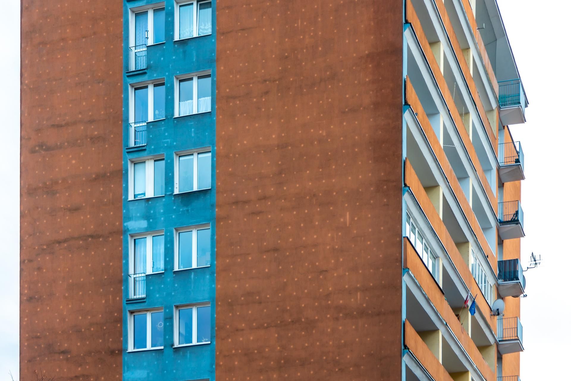 Blok na Madalińskiego 57 w Warszawie