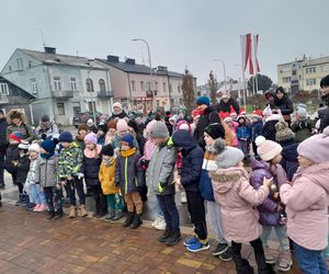 Na rynku w Mordach stanęła choinka