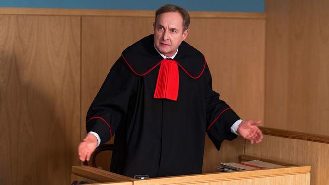 Na dobre i na złe, odc. 850: prokurator Siekierski (Marek Kalita)