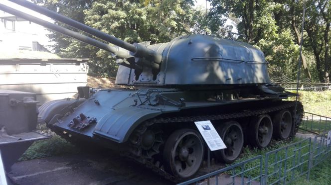 ZSU-57-2 - Artyleryjski zestaw przeciwlotniczy 