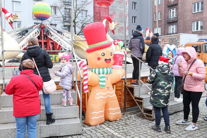 Manufaktura Świętego Mikołaja powróciła do Sosnowca. Warsztaty, jarmark, karuzele i inne atrakcje