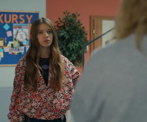 Barwy szczęścia, odcinek 3191. Gośka (Natalia Skrzypek), Emilka (Jessica Frankiewicz)