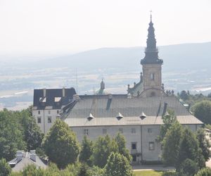 Turyści zwiedzają Święty Krzyż i okolice. Wielu z nich po raz pierwszy!