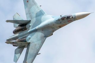 Ukraiński sabotaż na lotnisku w Rosji. Su-27UB stanął w płomieniach