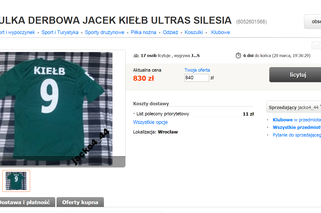 Kibice sprzedają w internecie koszulkę, którą zabrali podczas derbów piłkarzowi WKS-u