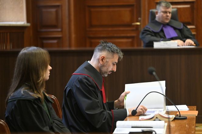 Proces Dawida Mirkowskiego o zabójstwo na Nowym Świecie. "Ja go, k***a, pociąłem!"