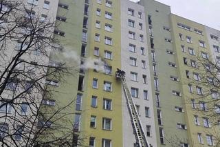 Pożar w bloku przy ulicy Łukowskiej w Warszawie
