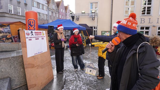 Bieg Mikołajów w Olsztynie. Około 400 osób pobiegło w charytatywnym celu [ZDJĘCIA]