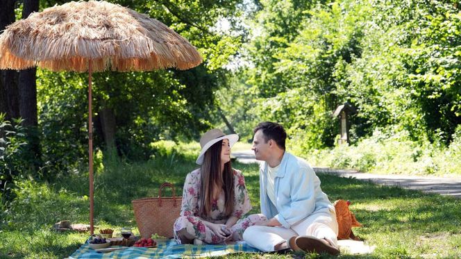 Barwy szczęścia odc. 3081. Agata (Natalia Zambrzycka), Ignacy (Olaf Staszkiewicz)