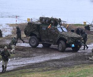 Okolice Korzeniewa w woj. Pomorskim. Przeprawa wojsk przez Wisłę