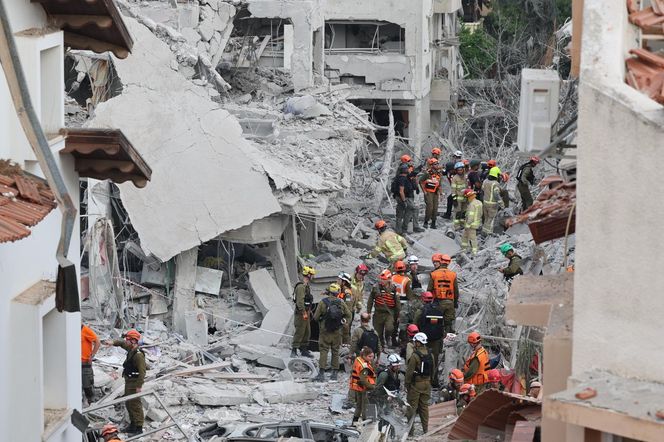   Izrael-Iran. Nocna wymiana uderzeń. Szef ONZ apeluje o deeskalację