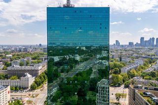 Mówili o nim: zgrzyt w historycznej panoramie miasta. Dzisiaj dumnie stoi, choć chcieli go wyburzyć. Wieżowiec Intraco
