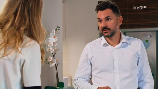 Barwy szczęścia, odcinek 1959. Zosia (Joanna Moro), Piotr Walawski (Piotr Jankowski)