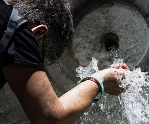 Fala upałów w Europie! Centra chłodzenia powstają w miastach