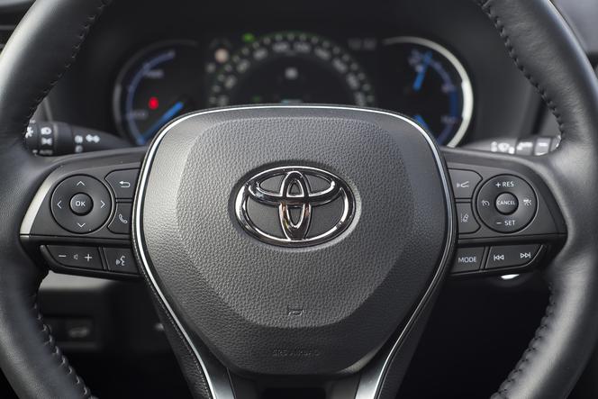 Toyota RAV4 2.5 Hybrid Dynamic Force