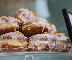 W Lublinie w tłusty czwartek zjesz pączki, faworki, a nawet... pączkolody!