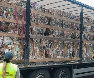 25 ton nielegalnych odpadów ze Szwecji zatrzymane w Polsce