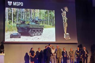 Rozdanie nagród Defender na MSPO