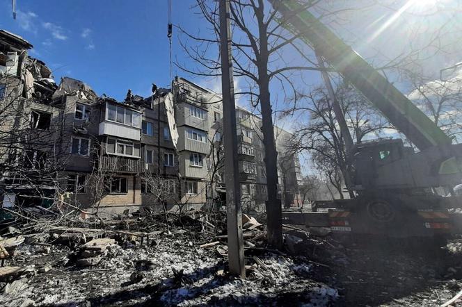 Ukraina zasypana gradem rakiet - Zełenski podaje, ile pocisków wystrzeliła Rosja