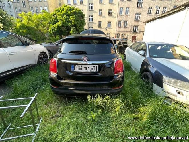 Dolnośląscy policjanci odzyskali auta warte krocie