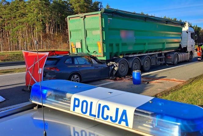 Tragiczny wypadek na A1 niedaleko Starogardu Gdańskiego. Zginął 44-letni mężczyzna