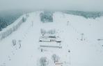 Sezon narciarski na Dolnym Śląsku. Kiedy będzie można szusować na nartach i desce? 