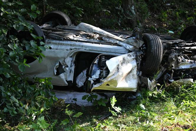 Wypadek pod Olesnem. Trzy osoby z pow. kłobuckiego poszkodowane