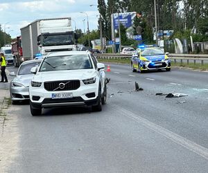 Dachowanie w Markach. Dwie osoby ranne, w tym dziecko