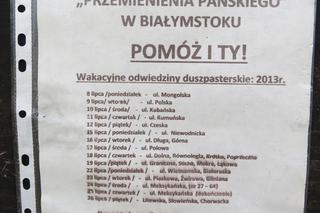 bialystok ksiadz chodzi po koledzie w lipcu (2)