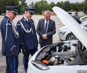 Nieoznakowany radiowóz Starachowice